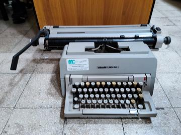Macchina da scrivere Olivetti 1998 