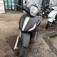 Piaggio Beverly 350 ie
