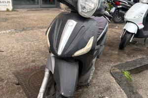 Piaggio Beverly 350 ie
