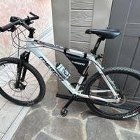 BICI MTB MERIDA MATTS XT 300 SEMINUOVA