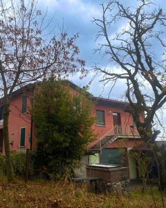 Casa indipendente di 295 m² con più di 5 locali e 