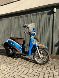 Kymco People 125 anno 2011