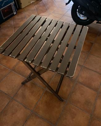 Tavolo da terrazzo