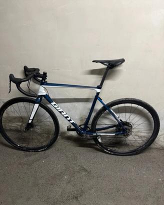 bici giant gravel ciclocross tg L