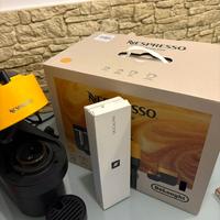 Macchinetta Caffe Nespresso Vertuo.