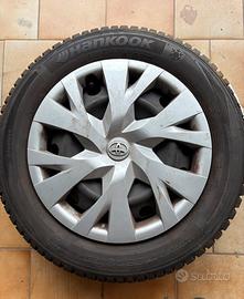 Gomme invernali con cerchioni 175/65/15