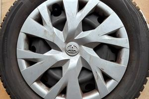 Gomme invernali con cerchioni 175/65/15