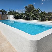 Grande villa con piscina a torre san giovanni