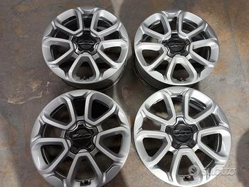 Cerchi in lega da 16 pollici per fiat 500x