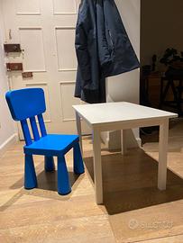 Tavolino e sedia per bimbi