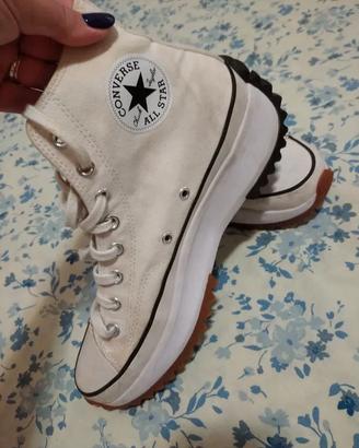 Converse run Star hike