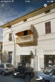 Castiglione ampio appartamento di 185 mq