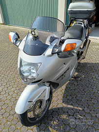 Honda cbr 1100