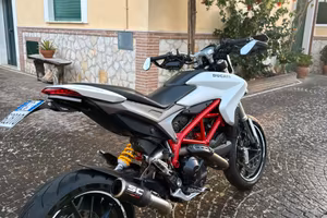 Ducati Hypermotard 939 special edition