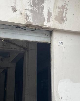 Immobile di 1700 m² a Pomezia