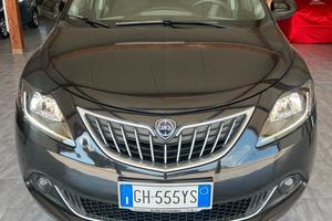 Lancia Ypsilon 1.0 FireFly 5 porte S&S Hybrid Ecoc