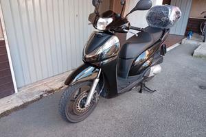 Honda SH 300 sport