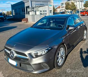 Mercedes-Benz Classe A 180 Sport 2020 - Benzina