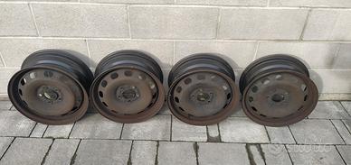 Cerchioni in ferro per Ford C-Max