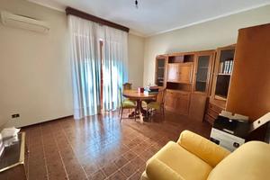 NOVARA 18KM: AMPIO TRILOCALE CON AUTORIMESSA