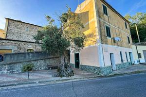 4 LOCALI A BELMONTE CALABRO