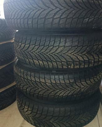 gomme 215/65/16 88H 