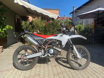 FANTIC MOTO XEF 125