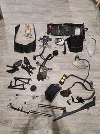 ricambi yamaha R6 2008 2010