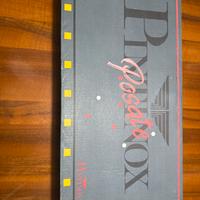 set posate in acciaio inox con rifiniture in oro