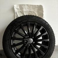treno di gomme+ cerchi audi q2 17’