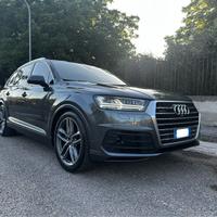 Audi q7 s line 7 posti perfetta!