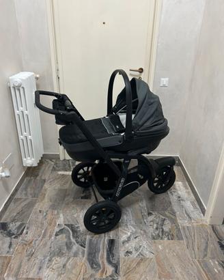 Trio Chicco Activ3 Jet Black