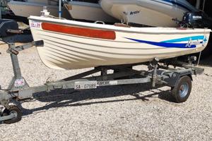 BARCA COMPETA DI MOTORE E CARRELLO