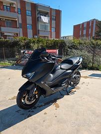Yamaha Tmax 560 
