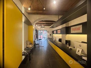 NEGOZIO A MELITO DI NAPOLI