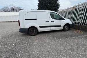 PEUGEOT PARTNER VERSIONE LUNGA