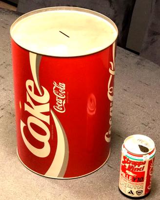 COCA-COLA VINTAGE 80'S MAXI LATTINA SALVADANAIO