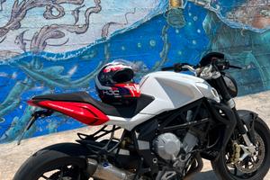 Mv agusta brutale 800