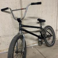 Bmx assemblata