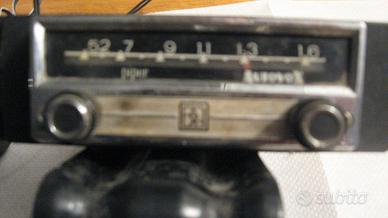 Vecchia autoradio Autovox anni 50