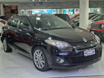 Renault Megane Mégane C-C 1.5 dCi 110CV EDC Wave E