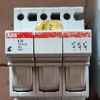 ABB E33N  Portafusibili tripolare 10.3x38 - 32A 4
