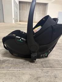 Seggiolino auto Chicco con base-Condizioni ottimi