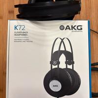 AKG K72