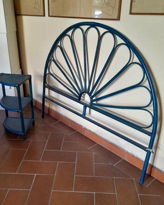 LETTO E COMODINO IN GIUNCO