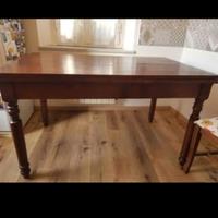 tavolo allungabile  completo di 6 sedie