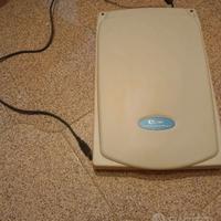 Scanner Mustek 1200 UB Plus