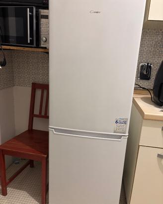 Frigorifero con freezer Candy