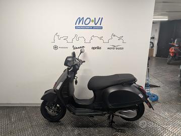 Vespa 310 GTS hpe SUPER SPORT
