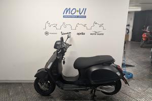 Vespa 310 GTS hpe SUPER SPORT